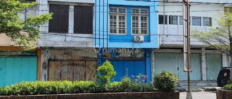 Dijual Ruko Tengah Kota Area Kemlayan Solo 1