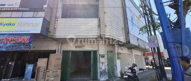 Affordable Shop House Central Business Kartasura Area Shopping District 1