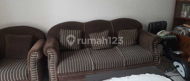 For Sale House in Meruya Residence 9x17, West Jakarta 1