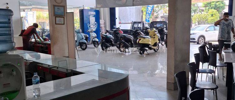 Dijual Showroom Motor SHM 2 Lantai di Jalan Utama, Kembangan 1