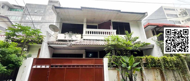 For Sale: 2-Story House in Petojo Selatan, Central Jakarta – 189 m², 6 BR, Strategic Location 1