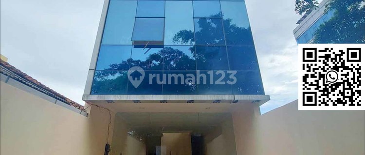 Prime Location 4-Story Shop House for Rent in Pancoran, South Jakarta – Premium Spot, 300 m² 1