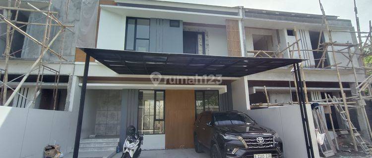 Dijual Perumahan 2 Lantai di Sleman Dekat Exit Tol Jogja Promo 900 Jt An, SHM Dan Imb Lengkap 1