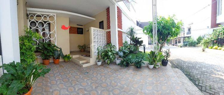 Depok Cimanggis Rumah Hoek 2 Lantai Pearl Garden, Semi Furnished Shm 1