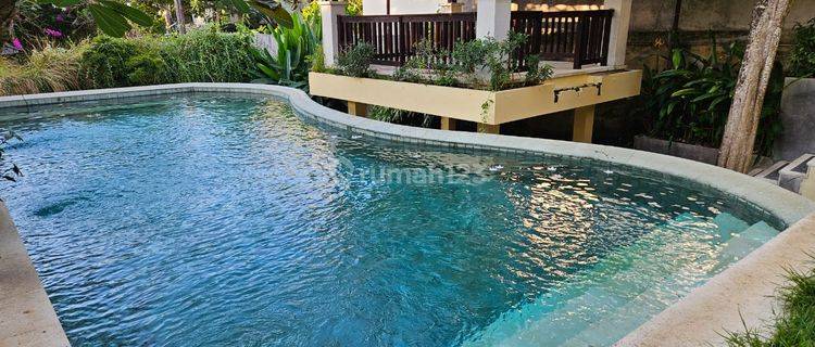 Freehold Villa Close To The Beach At Jimbaran Area, Bali 1