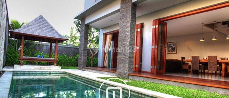 3 Unit Villa Suitable For Investment In Seminyak, Bali 1