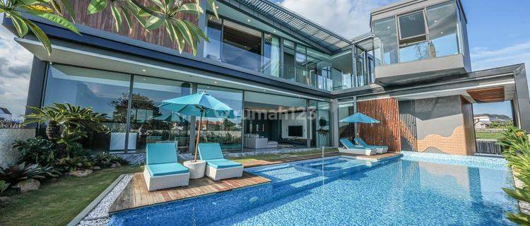 Beautiful Minimalist Modern Mix Industrial Villa At Umalas, Bali 1