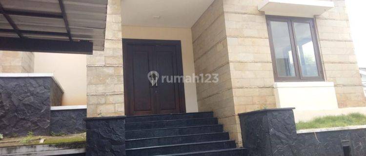 Rumah Cantik 3 Lantai Di Jalan Maleo Lokasi Strategis Shm 1