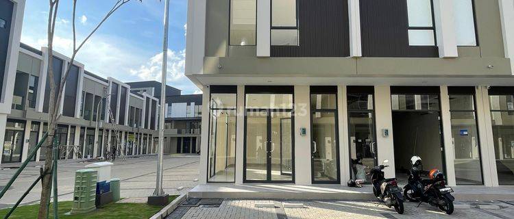 MILIKI SEGERA RUKO 3 LANTAI SIAP PAKAI DI VERONA AVENUE, POSISI HOEK BEST VIEW 1