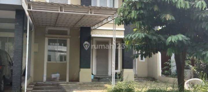 Disewakan Rumah Minimalis Modern 2 Lantai Feronia Ada Kanopi 1