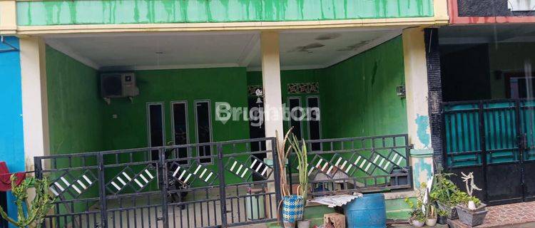 RUMAH DI  LOKASI STRATEGIS TIBAN BARU 1