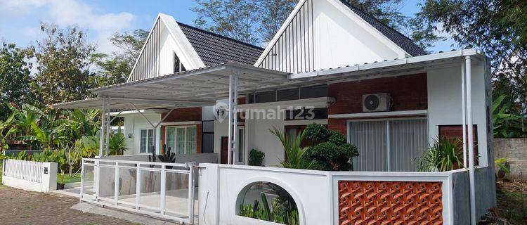 Dijual Rumah Magelang SHM Dekat Akmil 3 Kamar Tidur 1