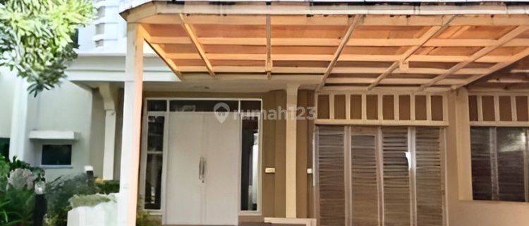 Rumah hoek 2lt 264m type 4KT Cluster Vernonia Summarecon Bekasi  1