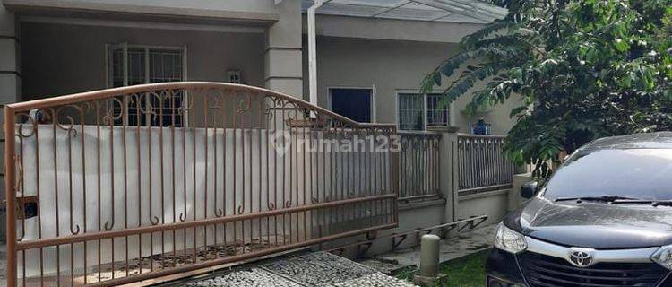 Rumah Lokasi Strategis, Bagus dan Menarik di  Perumahan Royal Residence Pulogebang, Jakarta Timur 1