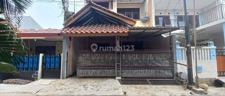 Dijual Rumah 3lt Megah di Pulogebang Permai, Jakarta Timur 1