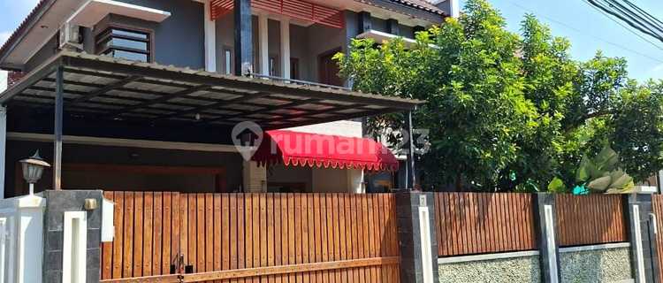 RUMAH 2 LANTAI DENGAN SWIMMING POOL DI SEMARANG ATAS 1