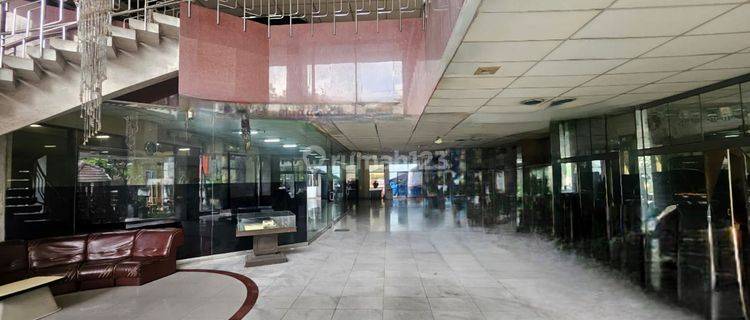 Diswakan Ex Showroom Lokasi Tengah Kota Semarang 1