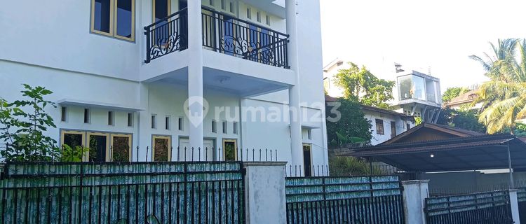 House for Rent, Well-Maintained House 1