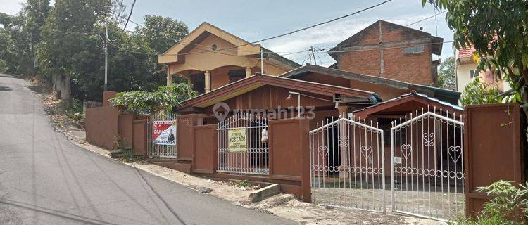 Rumah Kost Manibang 1