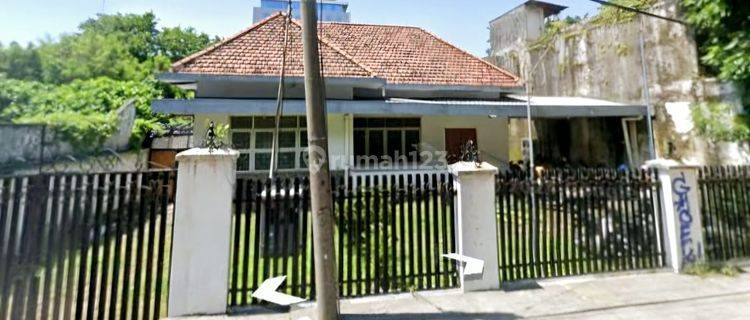 Dijual Rumah Komersial Hitung Tanah Jalan Panglima Sudirman 1