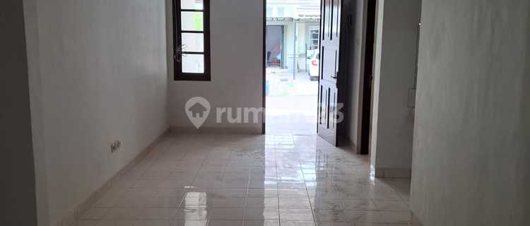 Rumah Rapi dan Bagus Dalam Cluster Kota Wisata 1