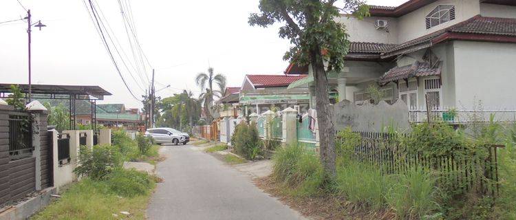 Di Jual Rumah Tinggal 2 Lantai Hub:082274125133 Jl.Damar I Kelurahan Pulo Brayan Darat II, Kecamatan Medan Timur, Kota Medan Propinsi Sumatera Barat  1