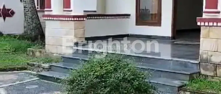 Rumah Kontrakan 2 Lantai Bagus Unfurnished di Puncak Dieng, Malang 1