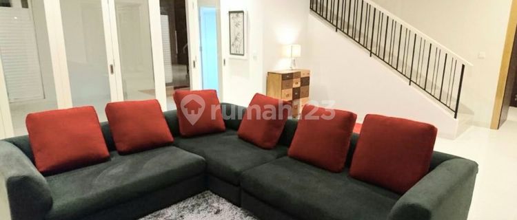 Ready-to-Use House 1