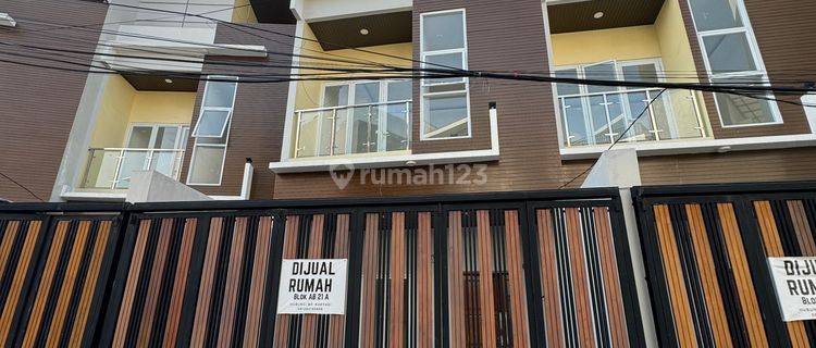 Rumah Strategis Siap Huni di Cengkareng Indah, Jakarta Barat 1