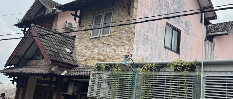 Strategic Good House in Central Jatingaleh City 1