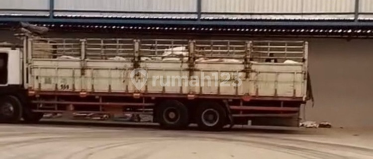Premium Warehouse Ready for Business on Woltermonginsidi Raya 1