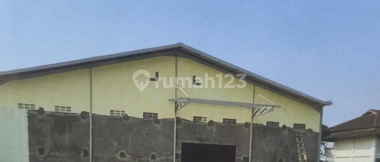 Strategic Ready-to-Use Spacious Warehouse in Pedurungan 1