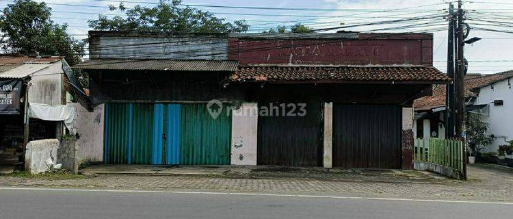 Dijual Toko gudang Ada Garasi Akses Jalan Raya di Sokaraja 1