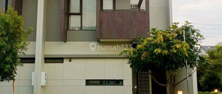 Rumah Semi Furnished Di Cluster Flora Summarecon 1