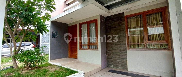 Nice Fully Furnished Elite Cluster House Near Colomadu Solo 1