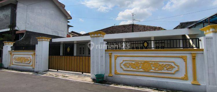 Rumah Bagus Luas Siap Hun Nyaman Di Dagen , Jaten, Solo 1