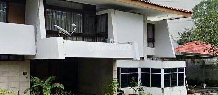 DIJUAL RUMAH TUA HITUNG TANAH DI AREA SCBD , GATOT SUBROTO 1