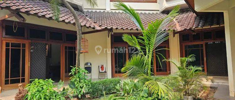 Dijual.rumah Masih Bagus.2 Lantai.di.area Patra Kuningan 1