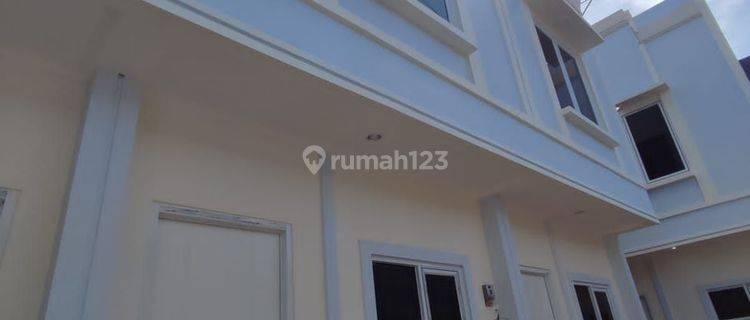 Di Jual Rumah 2 Lantai Minimalis Modern Stasiun Kemayoran 1