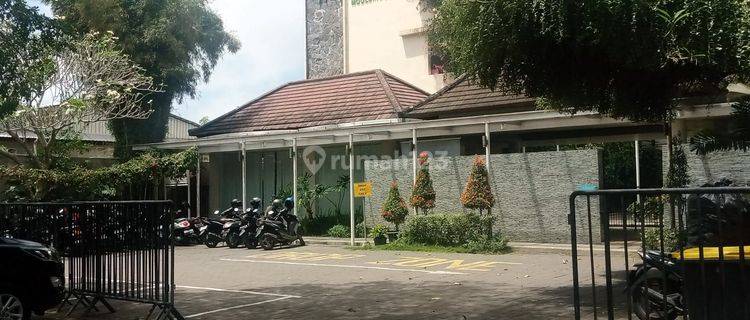 For sale FAST & CHEAP 1 Land & Building Package With Strategic Location Jl. BKR Bali Ciff Very Suitable For Private Schools 1