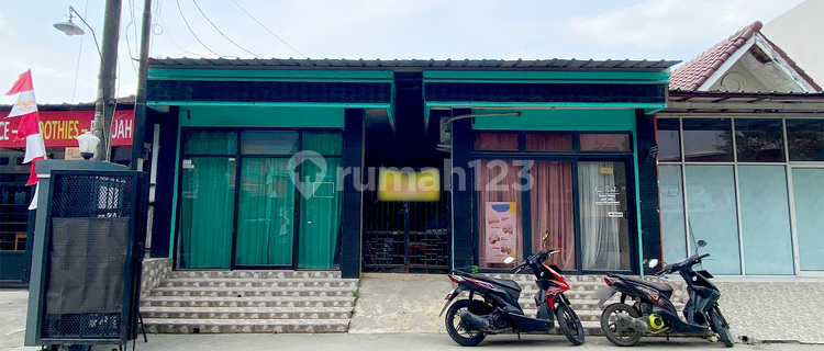 For Sale: 6-Room Boarding House and Shop on Kelinci Street, Jababeka Cikarang, Highly Strategic Location. 1