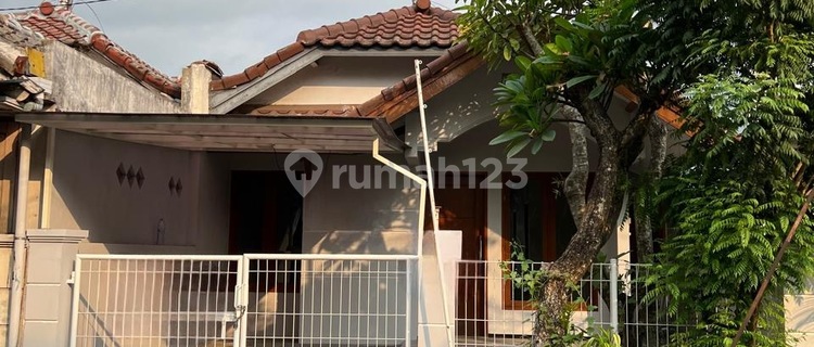 Rumah Di Pondok Blimbing Indah Araya Kota Malang 1