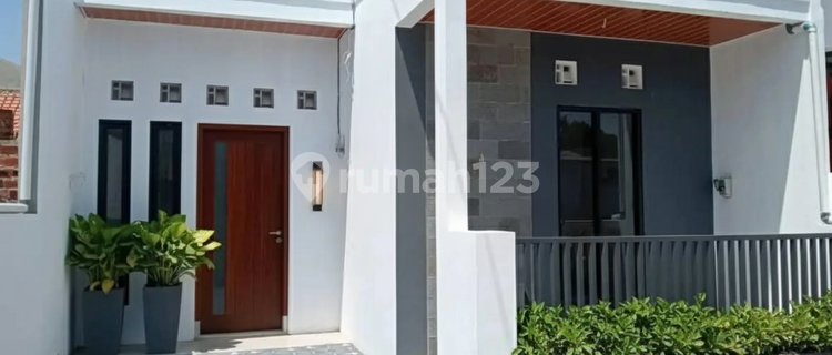 Modern Minimalist House in Bandung Near Bandung City Center 1
