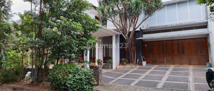 Rumah Ada Kolam Renang Lokasi Strategis Lebak Bulus 1