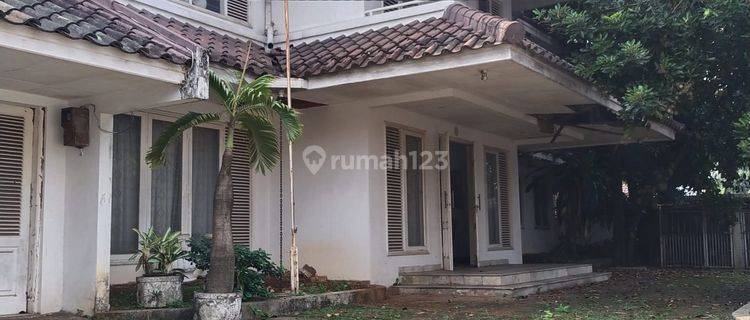 Rumah Lokasi Strategis Pinggir Jalan Raya Kemang 1