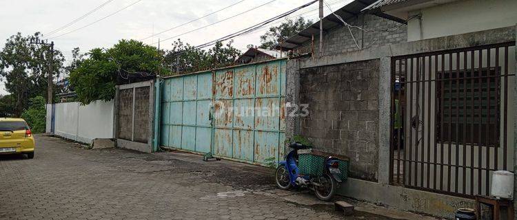 Dijual Gudang Besar SHM Di Kalasan, Sleman  1