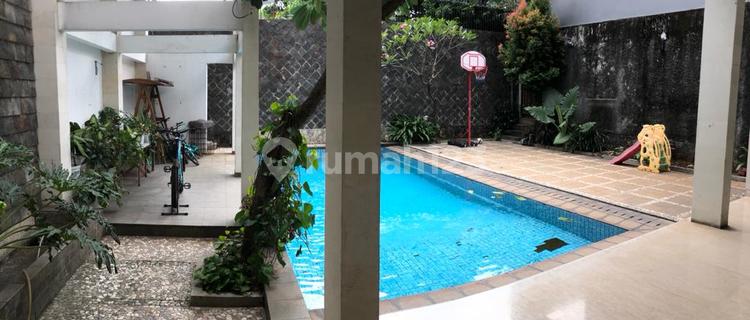 Beautiful Ready to Live In House, Modern Minimalist Swimming Pool 1