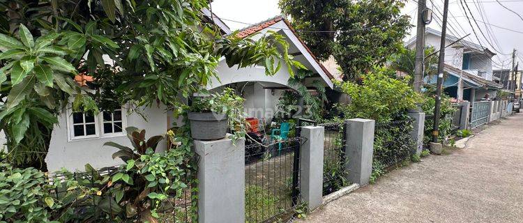 Dijual Rumah Dekat Kampus Gunadarma Depok 1