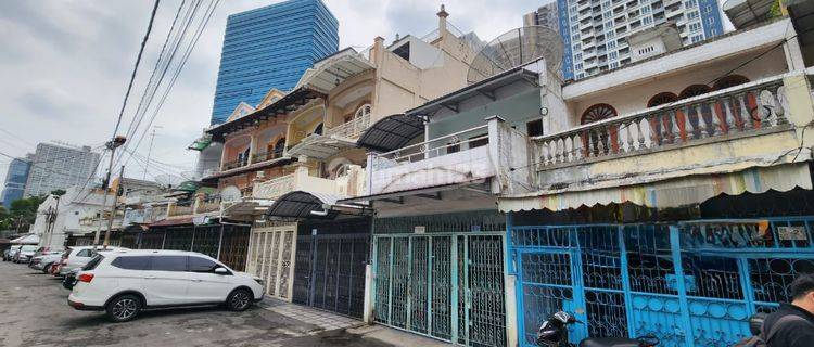 Dijual Rumah SHM - Sertifikat Hak Milik di Jalan Labotarium 1, Medan Kota 1