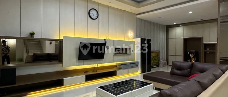 For Sale Luxury House in Cemara Kuta Complex 1